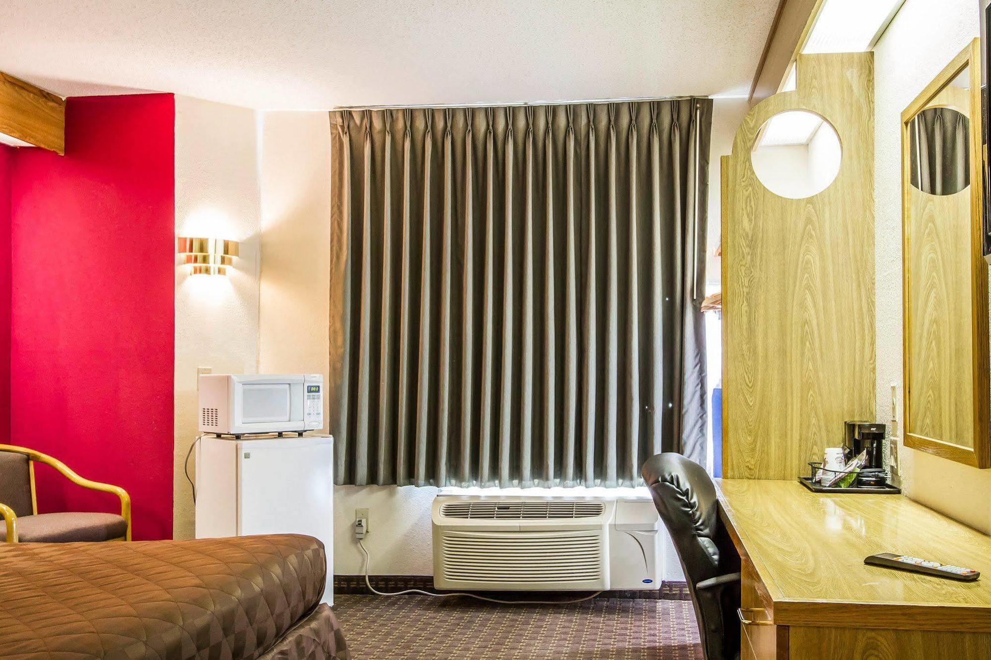 Rodeway Inn Memphis Dış mekan fotoğraf